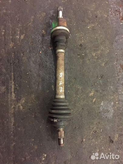 Привод левый Пежо Партнер б9