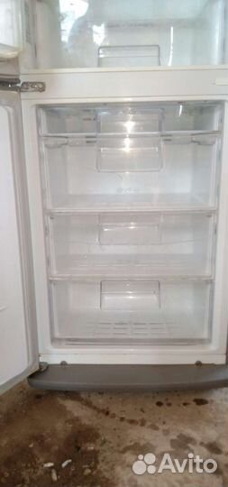 Холодильник LG (доставка)