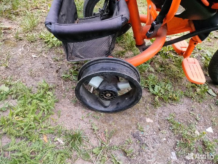 Велосипед детский с ручкой