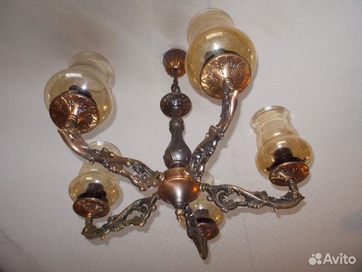 Люстра потолочная