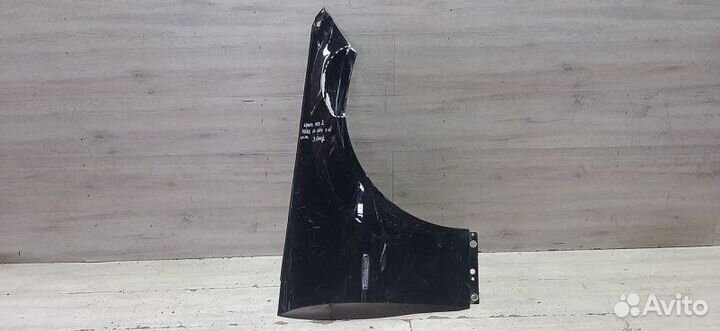 Крыло Mercedes Benz W204