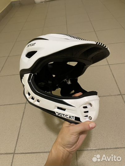 Защитный шлем детский Jetcat