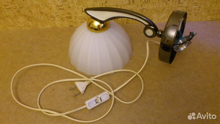 Настенный светильник бра