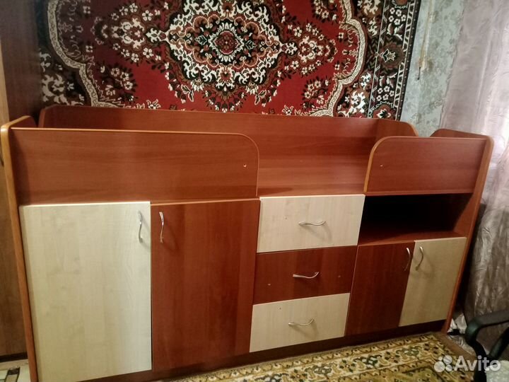 Продам кровать