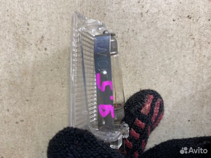 Плафон подсветки салона Saab 9.5