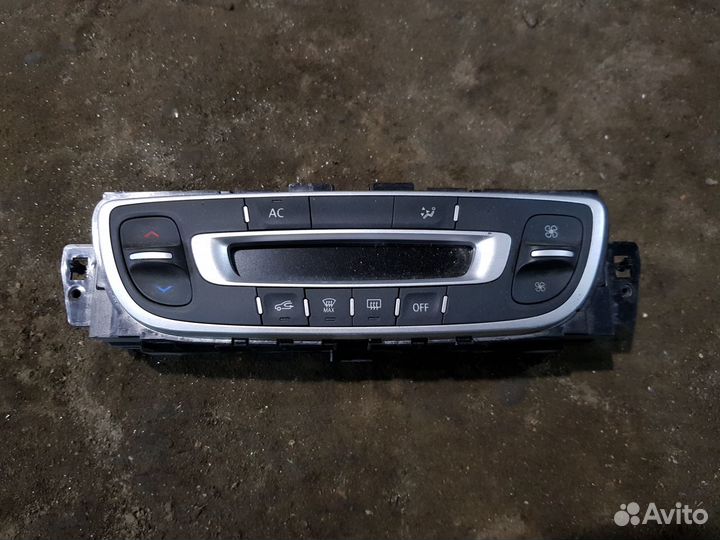 Блок управления климатом Renault Latitude 2013