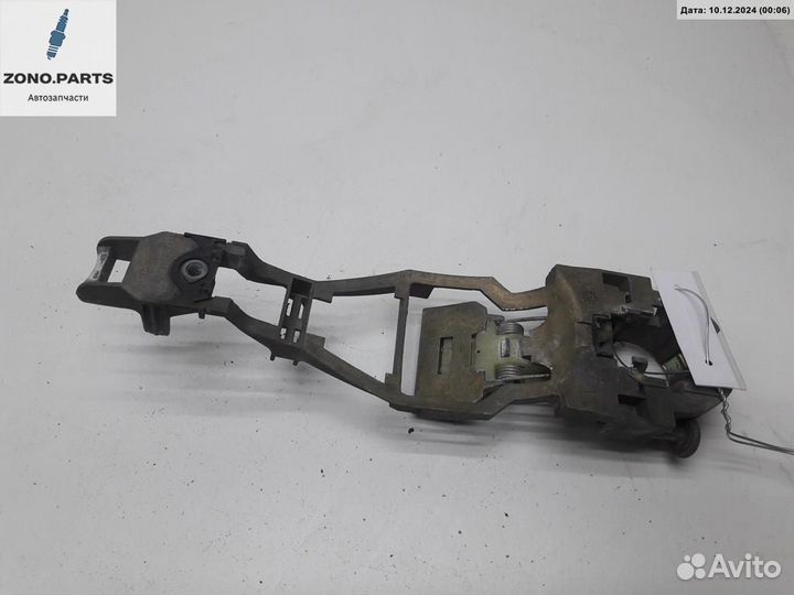 Корпус (держатель) ручки двери задней левой на Seat Toledo (1999-2004)