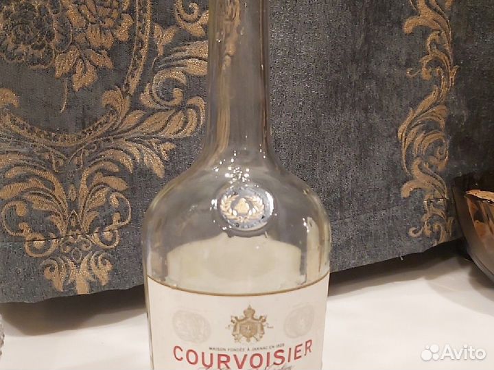 Бутылка стеклянная 0.7