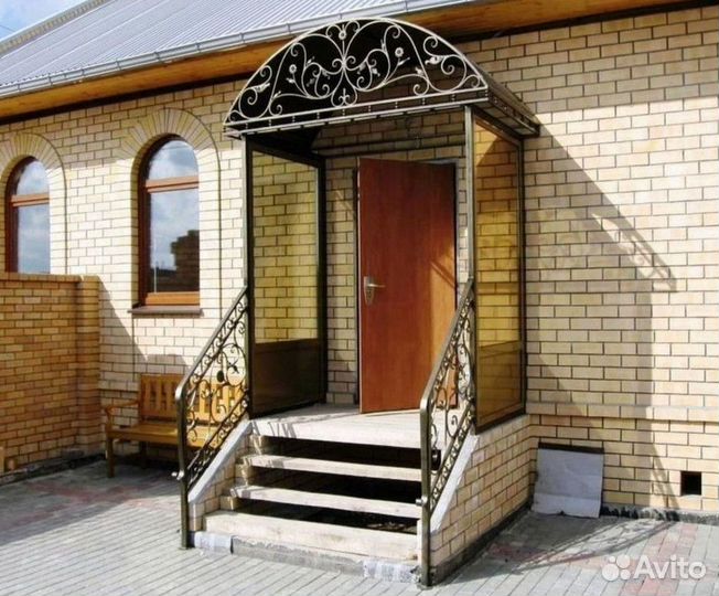 Входная группа. Пластиковые двери