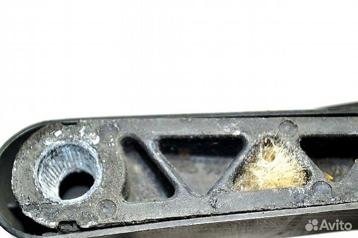 Поводок/Дворникодержатель лобовое стекло, левый DA