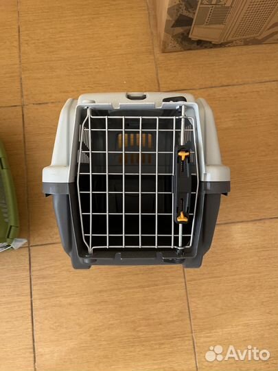 Переноска для животных пластиковая
