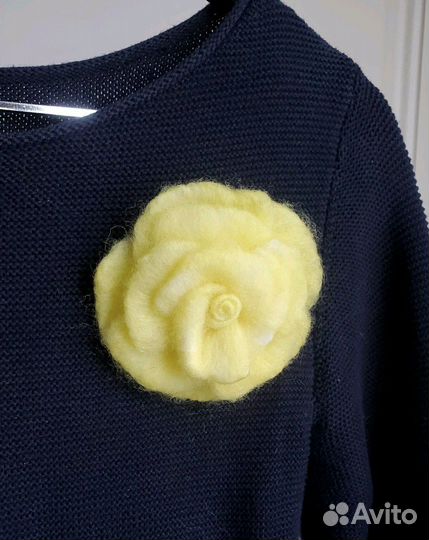 Брошка ручной работы