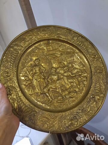Тарелка настенная латунь антик