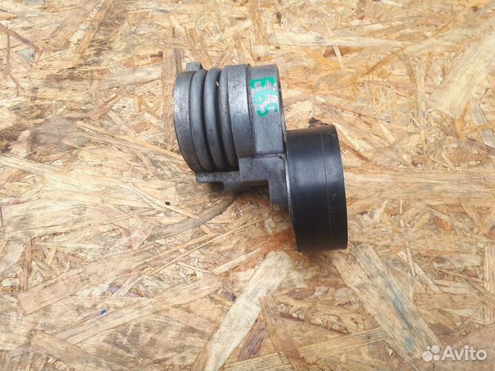 Натяжитель приводного ремня BMW e65 3.6