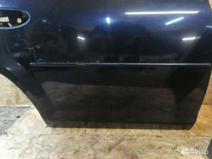 Дверь задняя правая Dodge stratus