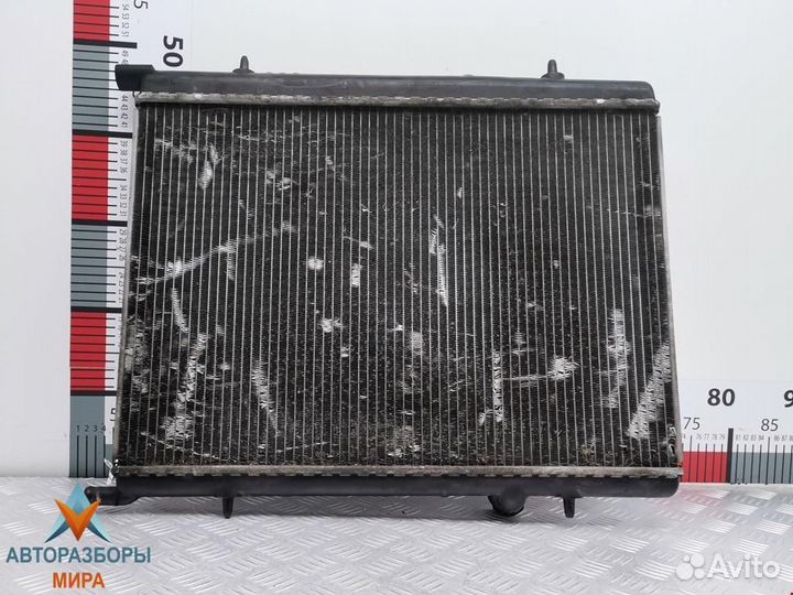 Радиатор (основной) Peugeot 307 2003 1330J3