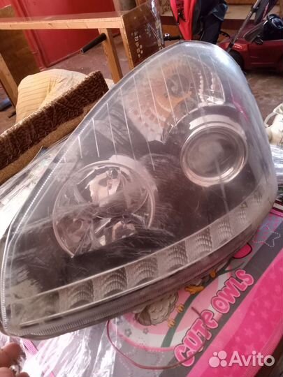 Фара левая