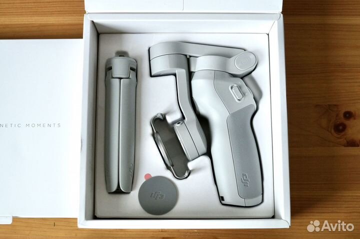 Стабилизатор для смартфона DJI Osmo Mobile 4 (OM4)