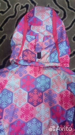 Зимняя куртка на девочку