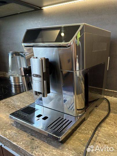 Кофемашина DeLonghi PrimaDonna Elite