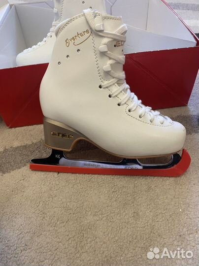 Фигурные коньки edea 200