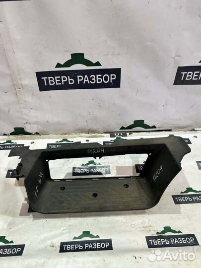 Накладка на порог салона - правая Ford Transit MK8