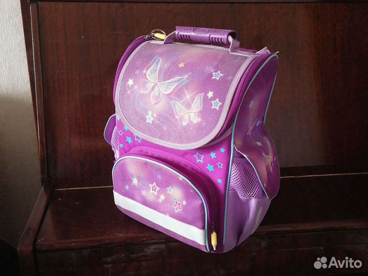 Рюкзак школьный