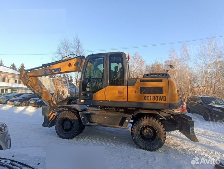 Колёсный экскаватор XCMG XE180WD, 2023