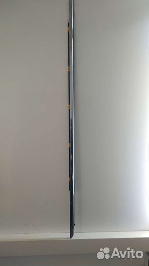 Уплотнитель стекла двери передний правый