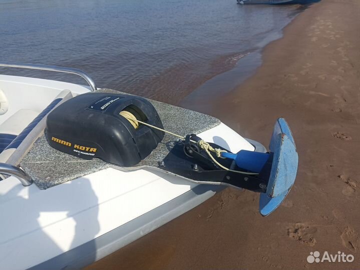 Катер с мотором Suzuki 90