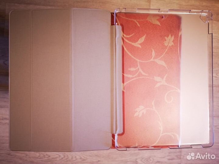 Чехлы на iPad Pro 12 9 2015.2017 г и Samsung Tab A