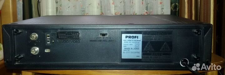 Видеомагнитофон 