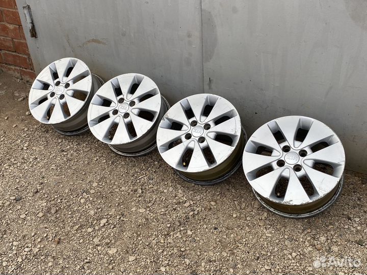 Литые диски R15 4x100 (dia 54,1) Kia Оригинал