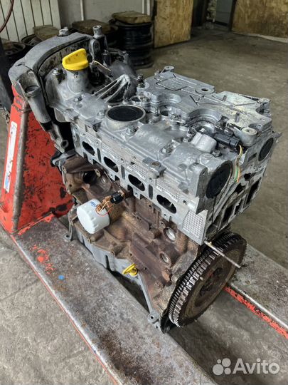 Двигатель K4M760 Рено Меган 2