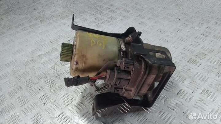 Насос эур 6Q0423156AB Volkswagen Polo (2001-2009)