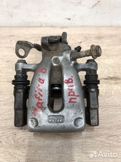 Суппорт задний правый Opel Zafira b