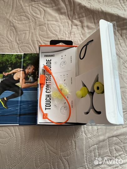 Нушники JBL Endurance Sprint