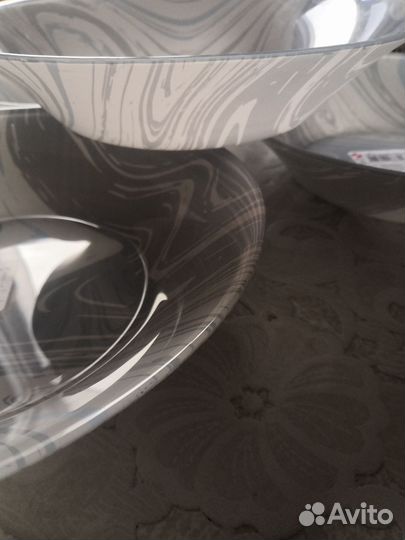 Новые стеклянные суповые тарелки 22 см