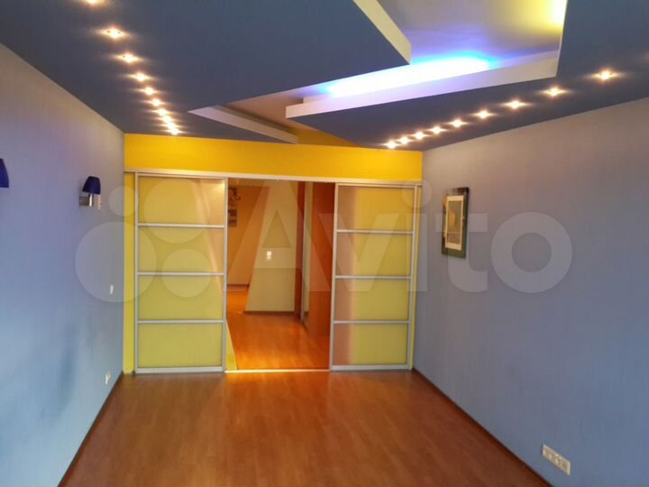 2-к. квартира, 69,9 м², 2/9 эт.