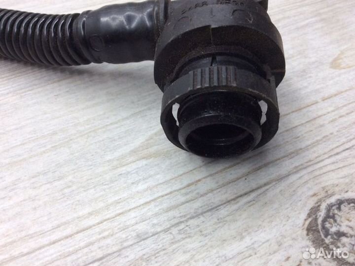 Трубка вентиляционная Opel Astra J A14NET 2012