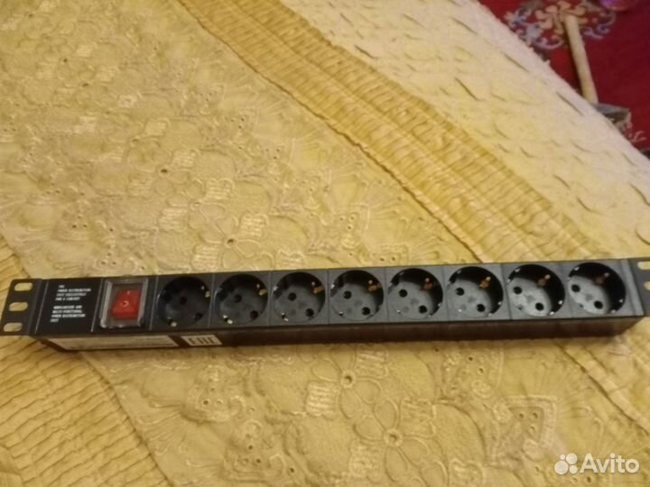 Блок розеток в стойку