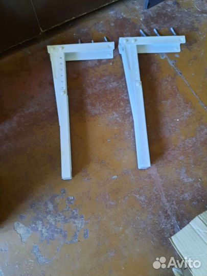 Кронштейн для телевизора на стену