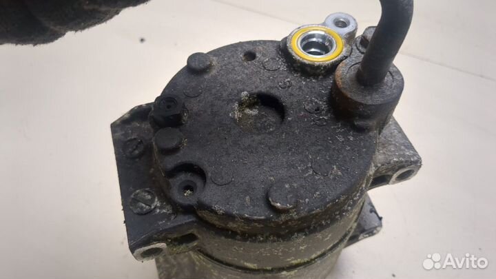 Компрессор кондиционера Volvo S60