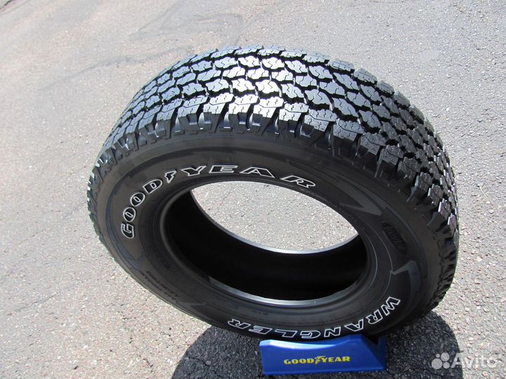 Goodyear Wrangler AT Adventure 255/65 R17 110T