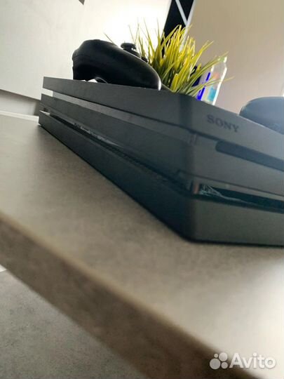 Sony PS4 pro 1TB