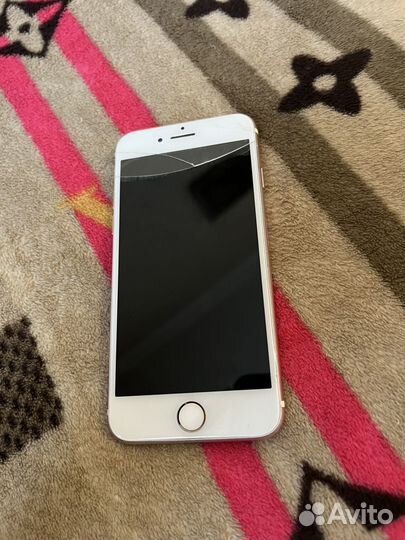 iPhone 7, 32 ГБ