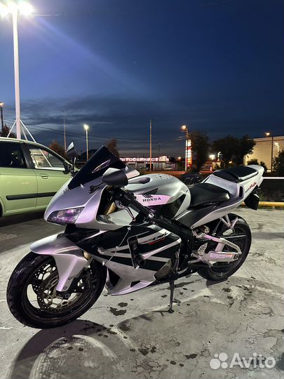 Honda cbr 600 RR