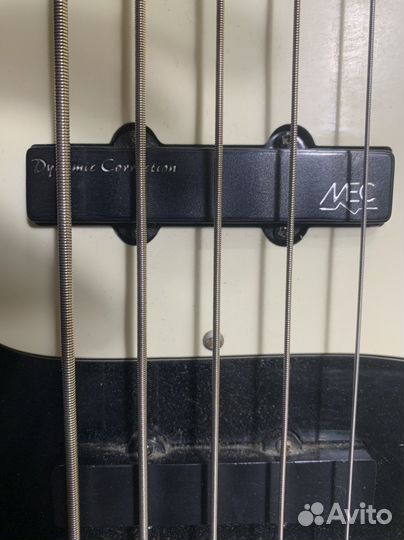 Fender precision 5 string