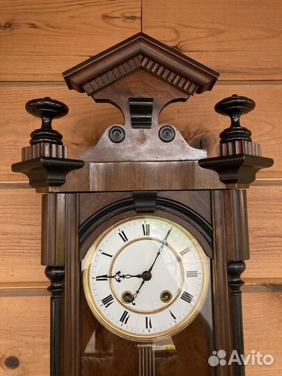 Старинные настенные часы Ленцкирх