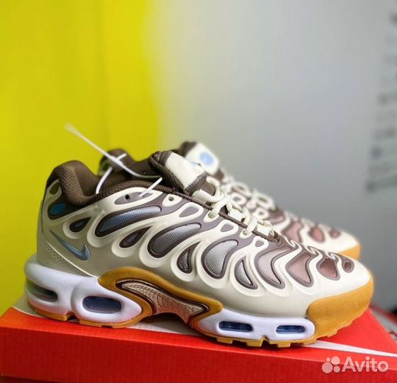 Кроссовки nike air max tn plus drift бежевые